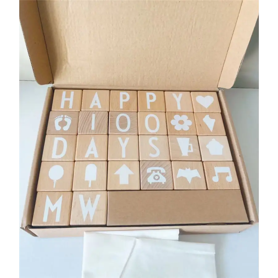 26 cubes en bois alphabet lettres et motifs - kidyhome