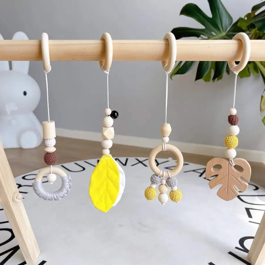 set de jouet en bois pour arche de bébé - kidyhome